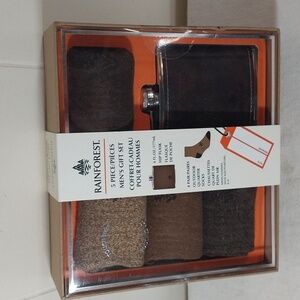 Rainforest Men's Gift Set - 4 Pairs Socks and Flask